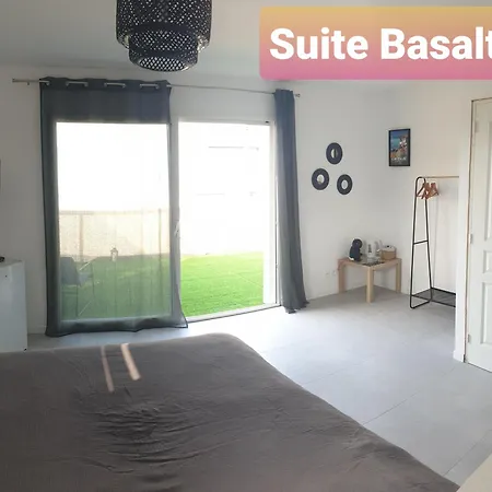 Les Du Xv Homestay Agde