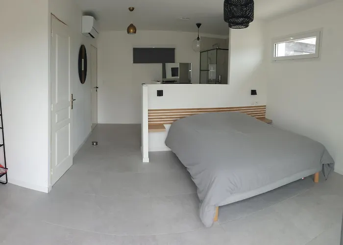 ホームステイ Les Du Xv