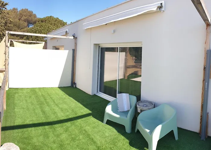 ホームステイ Les Du Xv アグド